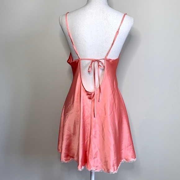 Victoria’s Secret Princess Peach Satin & Lace Slip - Picture 2 of 4